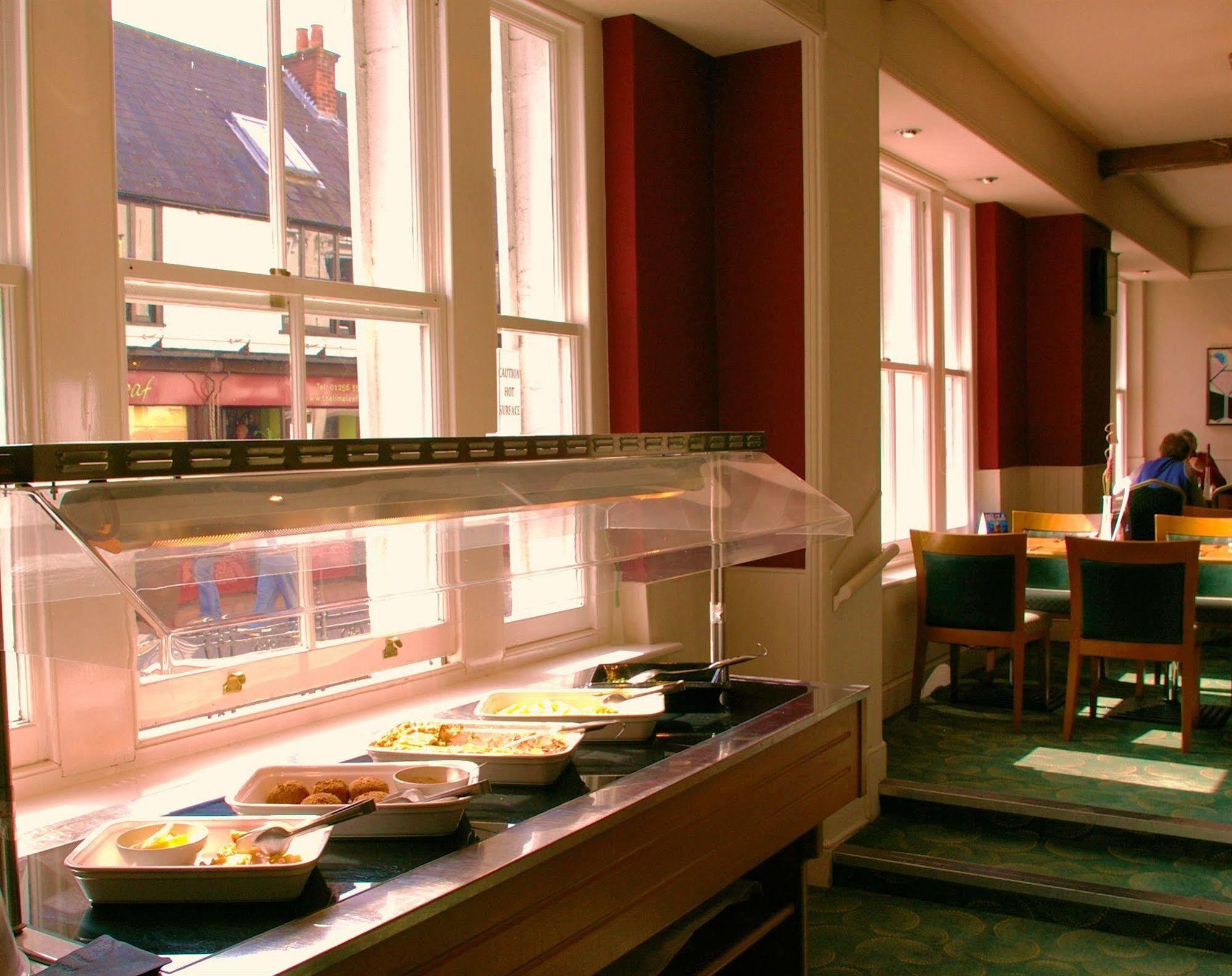 Red Lion Hotel Basingstoke Exterior photo